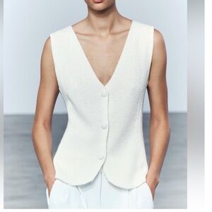 NWOT Zara Knit Fitted Vest Ivory Size M